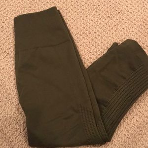 LULULEMON IN THE FLOW CROP LEGGINGS